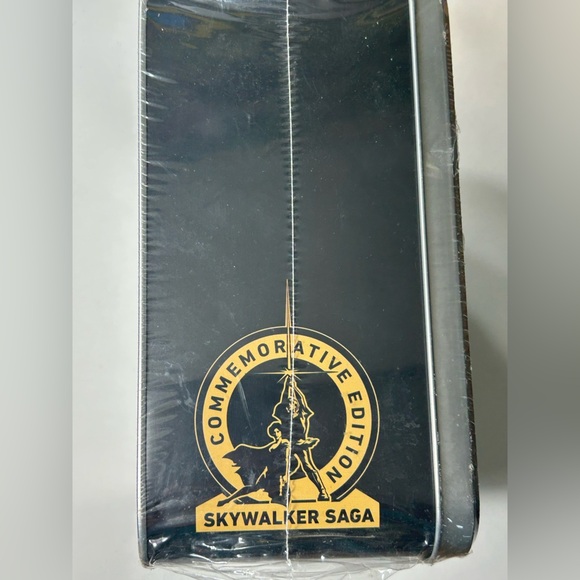 Star Wars x Culturefly - Commemorative Edition Lunchbox Collector’s Tin/ BNIB 💫 - Picture 4 of 7